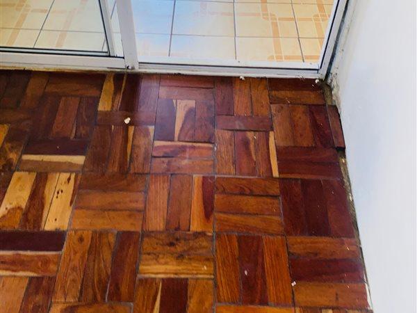 3 Bedroom Property for Sale in Sabata Dalindyebo Square Western Cape
